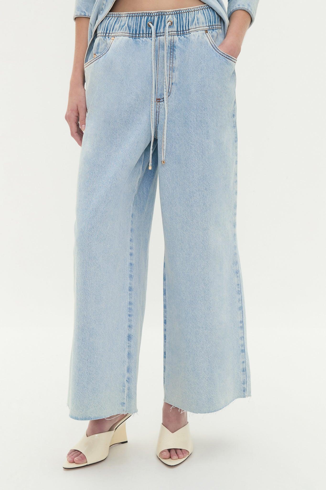 Flynn Crop Denim Jeans Product Image