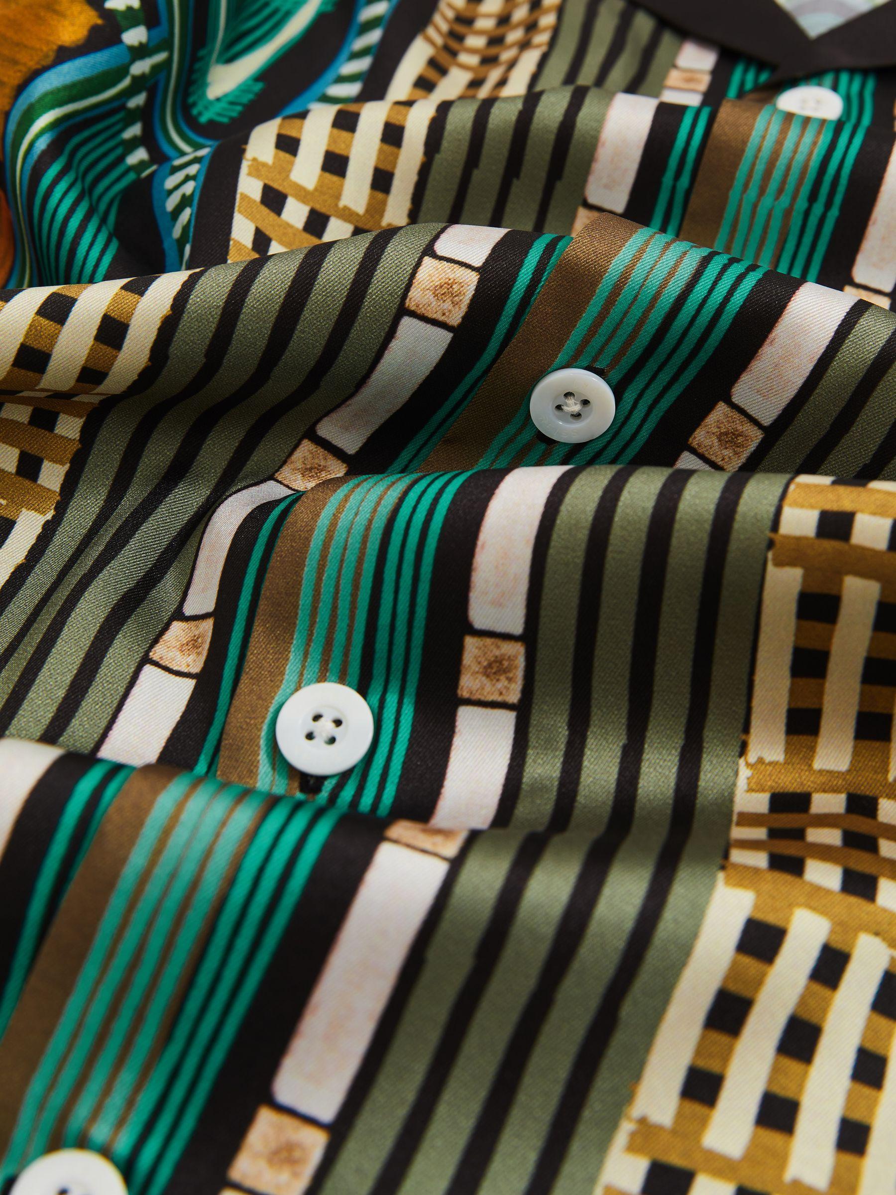 Reiss | Ché Printed Cuban-Collar Shirt in Green Multi Product Image