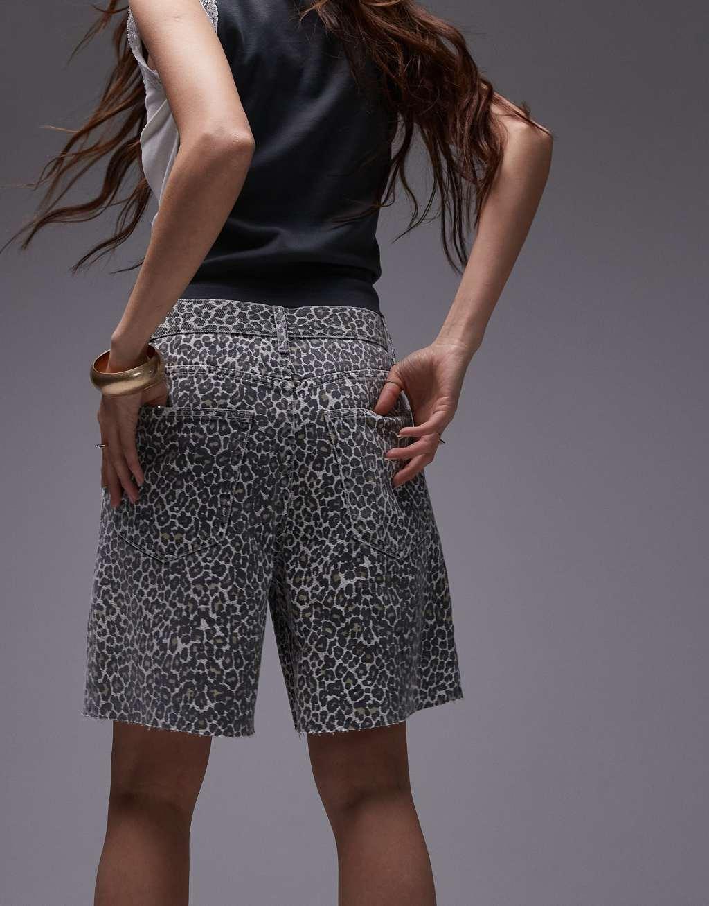 Topshop denim loose fit jort in leopard print Product Image