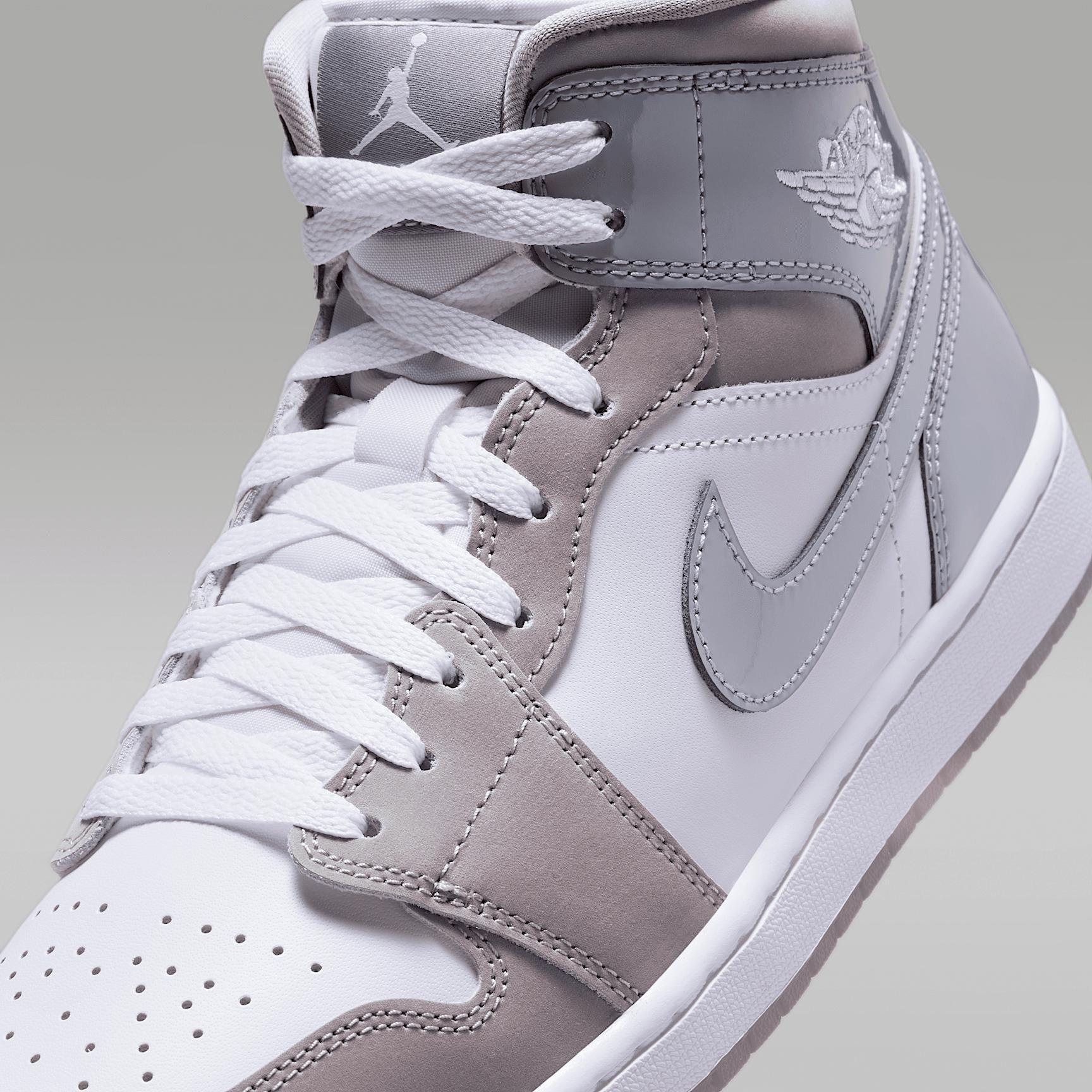 Jordan Mens Air Retro 1 Mid SE Casual Shoes Product Image