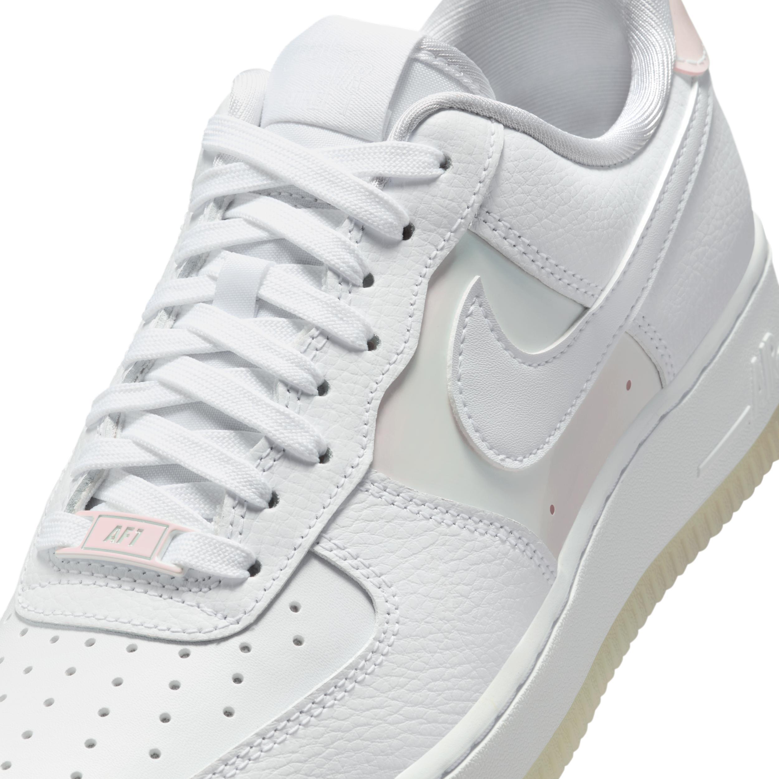 Nike Air Force 1 '07 Women's Shoes Product Image