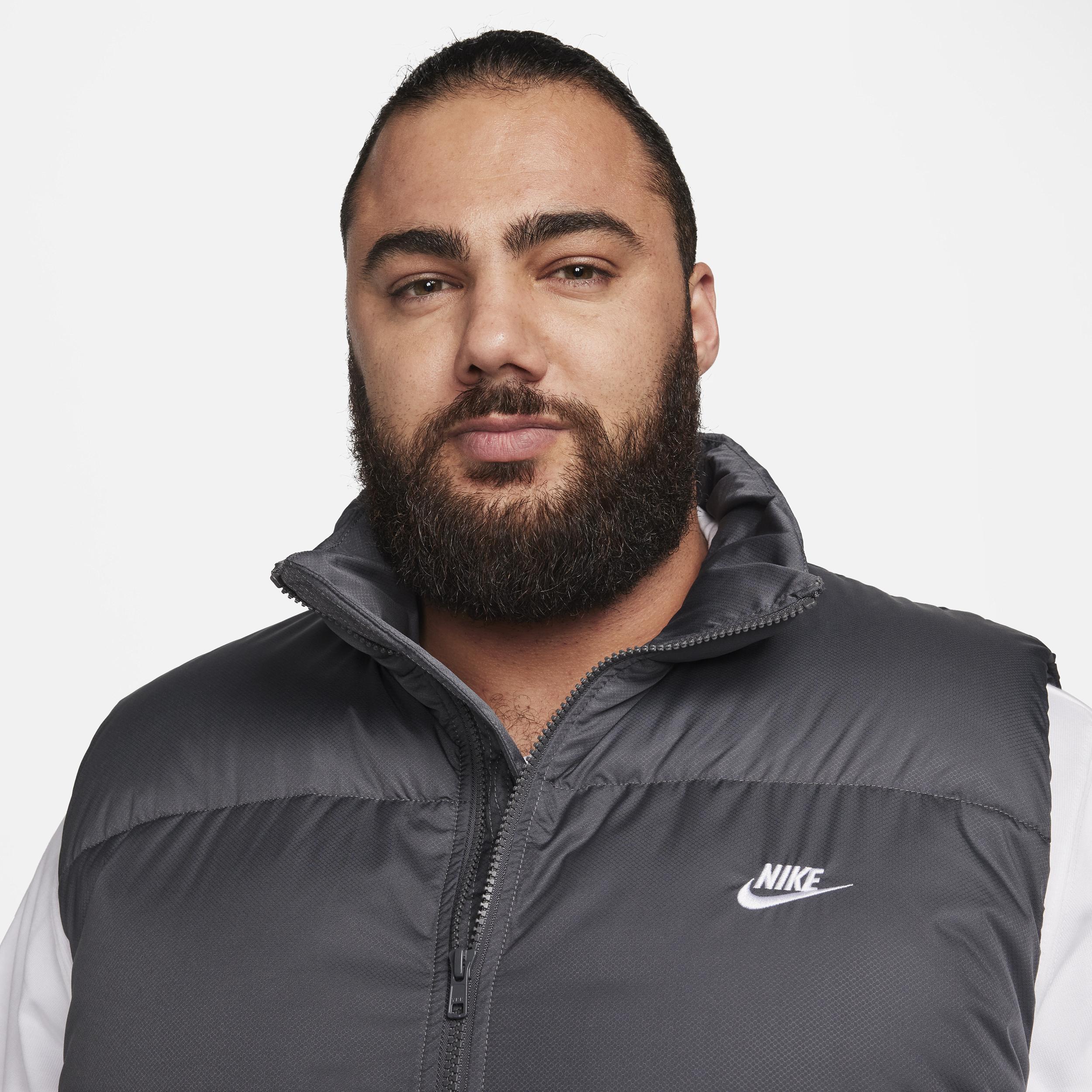 Nike Sportswear Club PrimaLoft® Men's Water-Repellent Puffer Vest Product Image