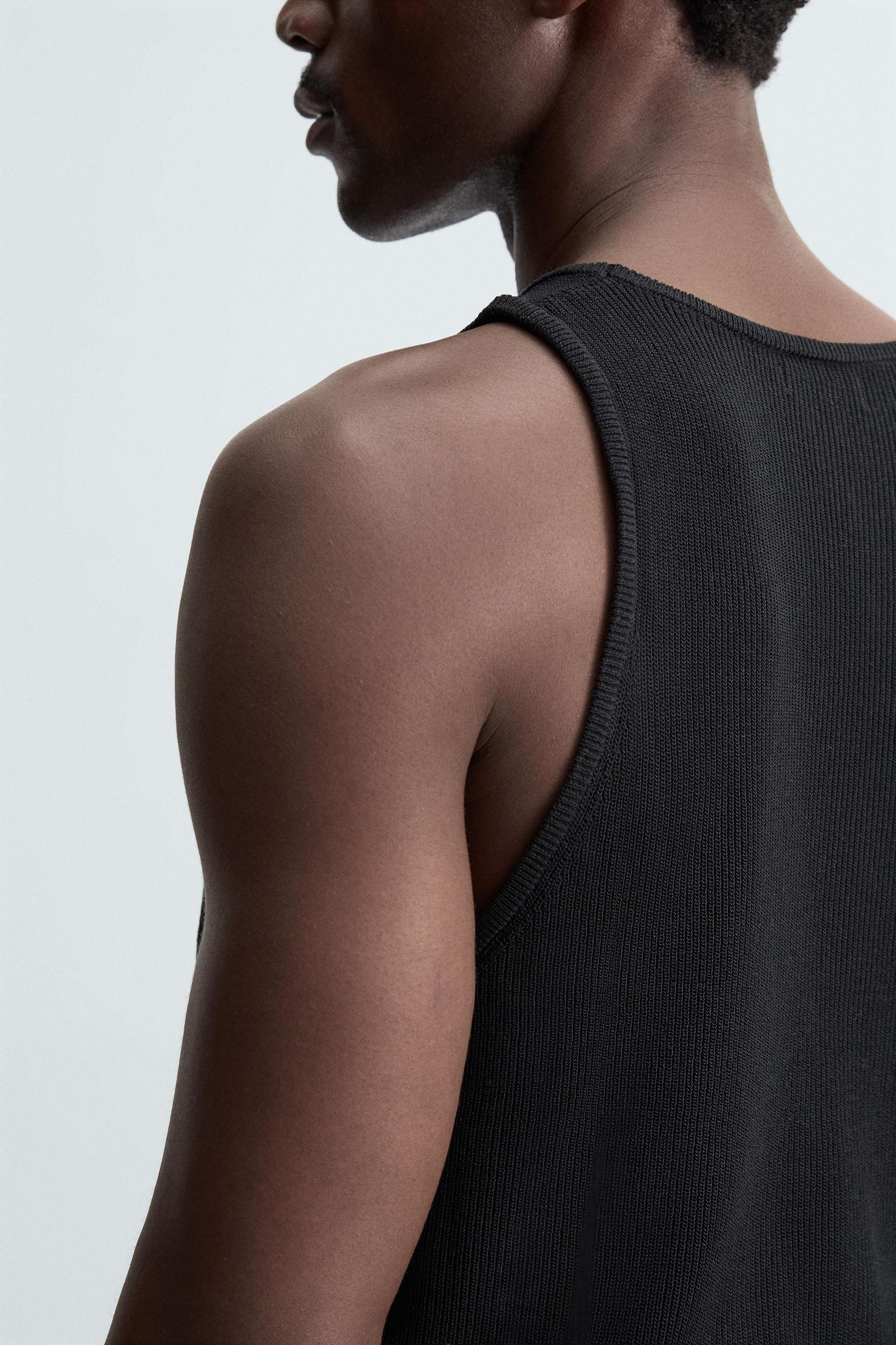 KNIT TANK TOP Product Image
