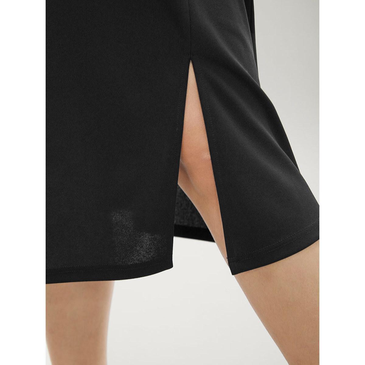 Plus Size Plain Pearl Beaded Detail Split Side Skirt Women Black Office Style accents No stretch Belt Work Skirts BloomChic 26/4X Product Image