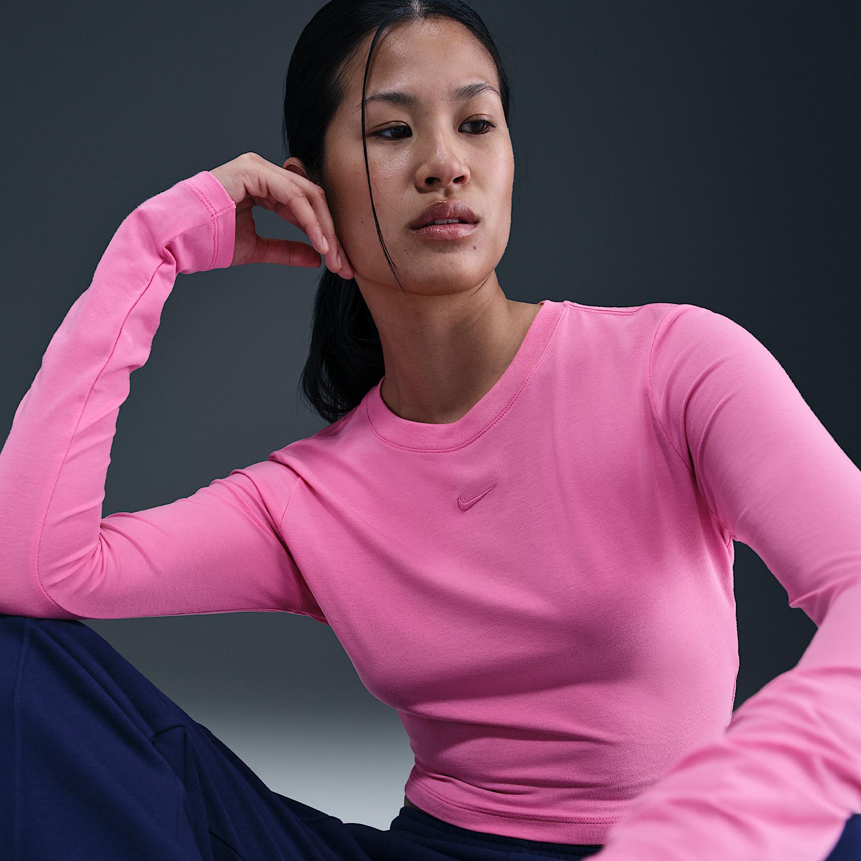 Nike Sportswear Chill Knit Women's Slim Long-Sleeve Cropped Top Product Image