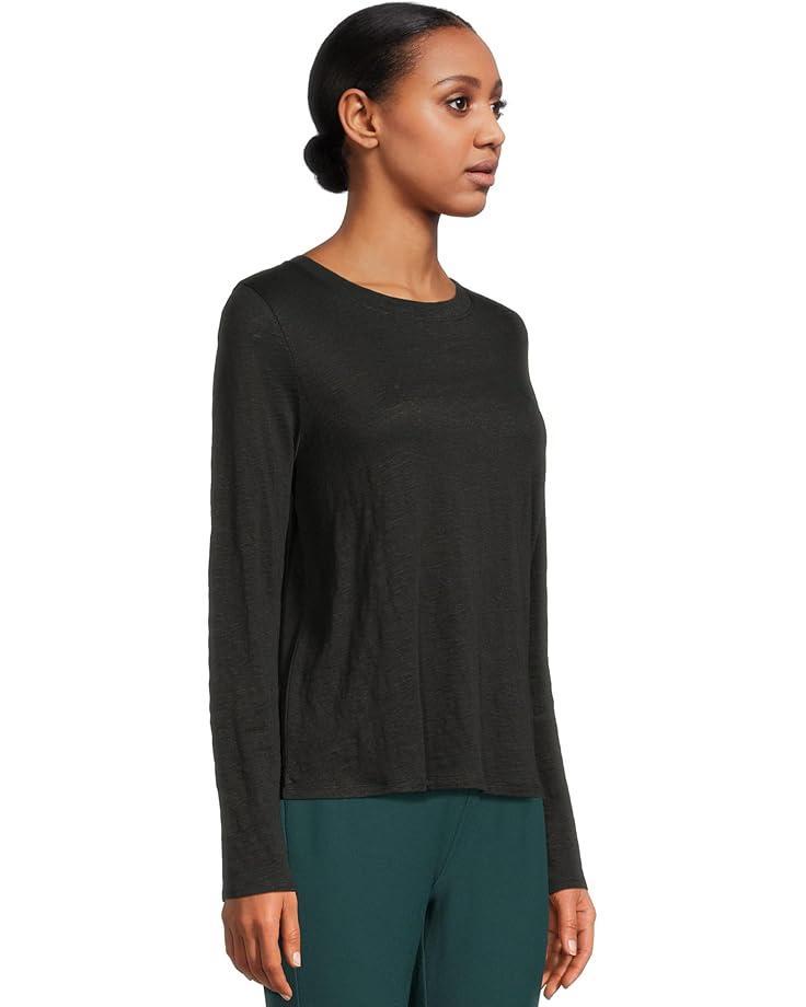 V Neck Long Sleeve Tee Product Image