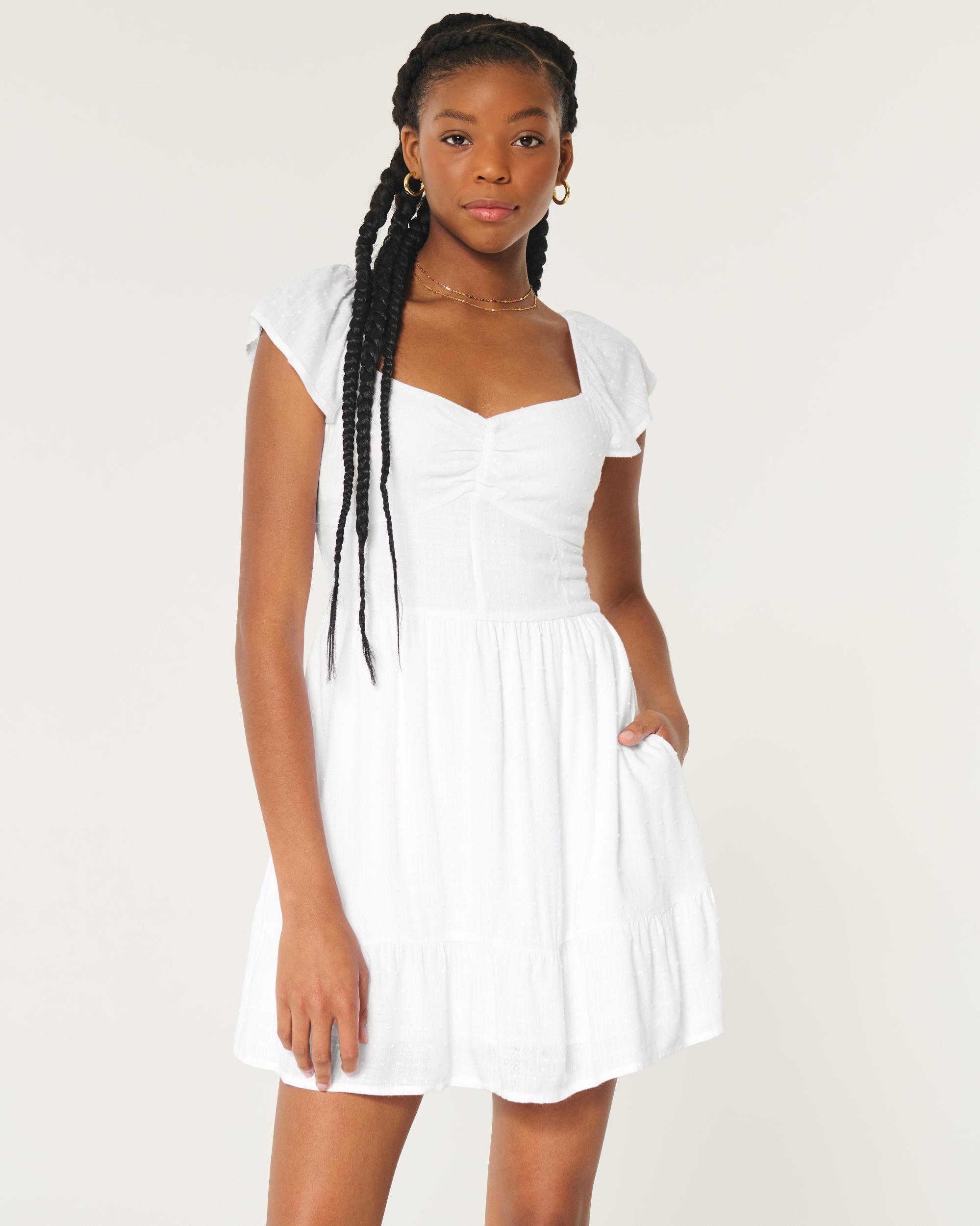 Short-Sleeve Cinch Bust Skort Dress Product Image