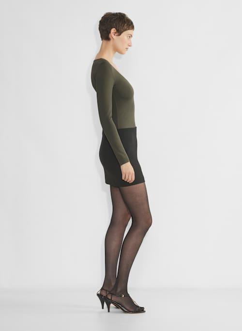 contour scoopneck longsleeve Product Image