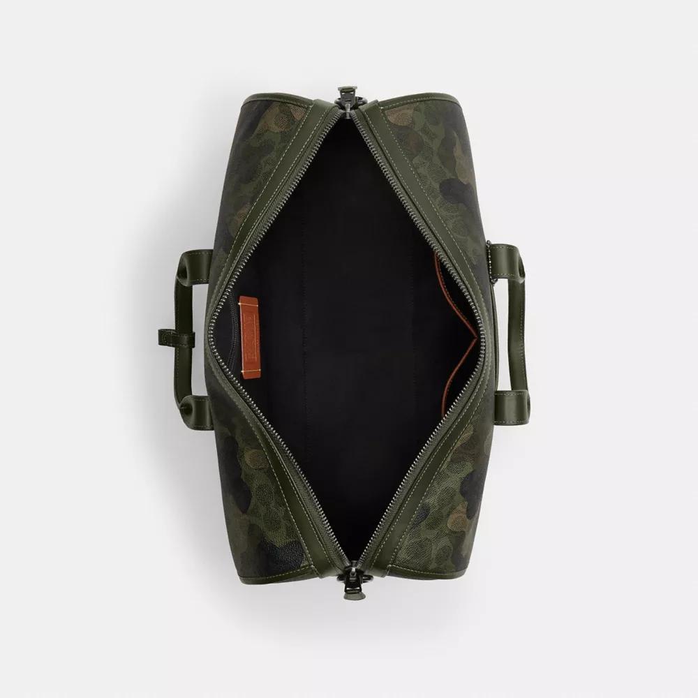 Gotham Duffle 45 In Signature Camo Print Product Image