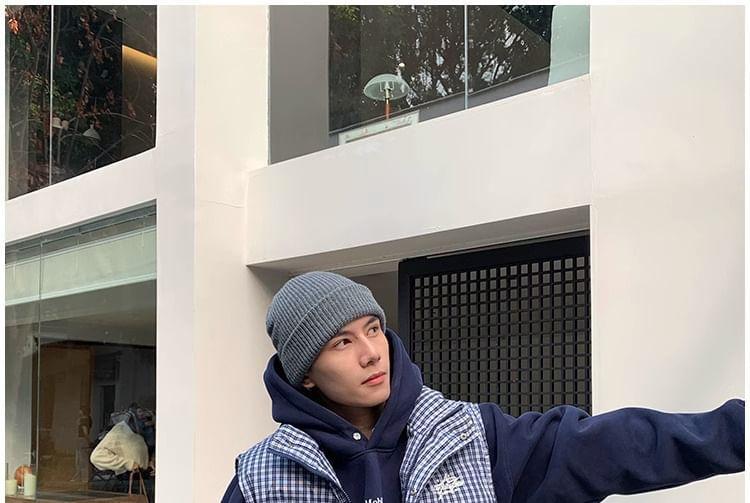 Plaid Zip Puffer Vest Product Image