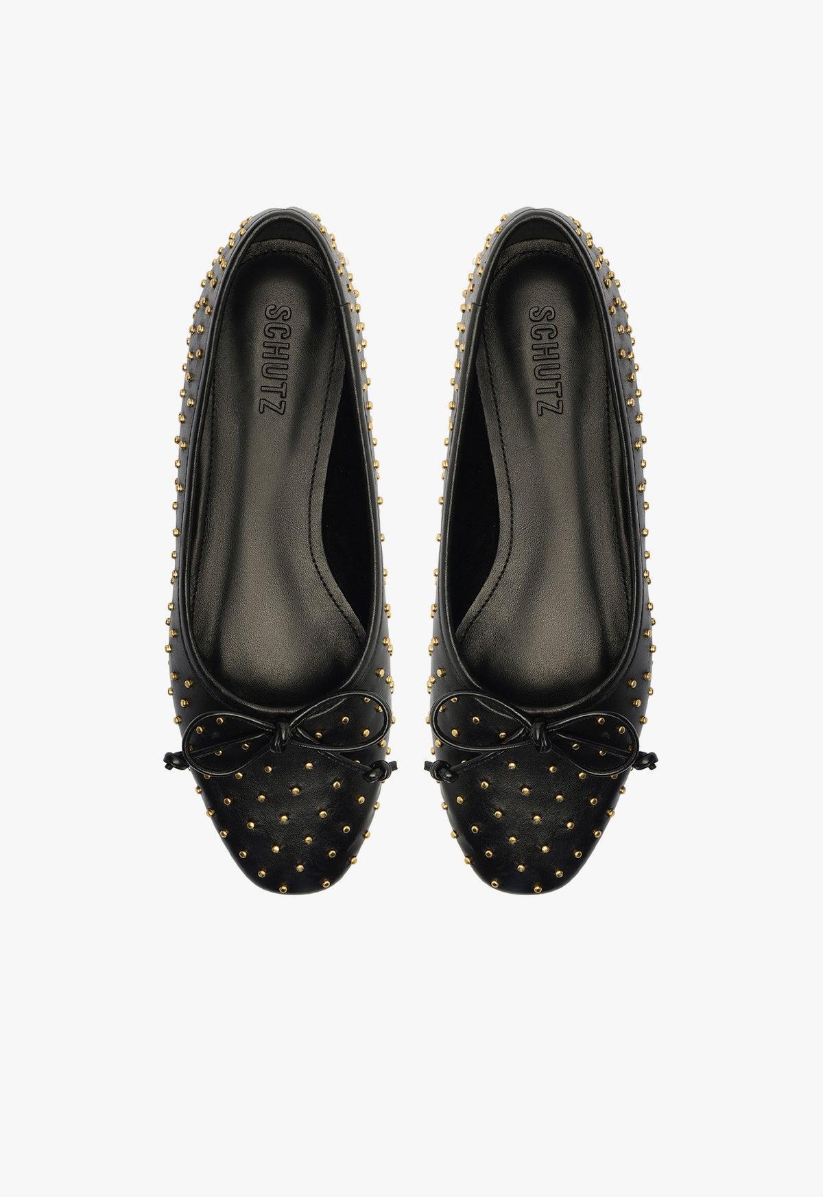 Arissa Studs Flat Product Image