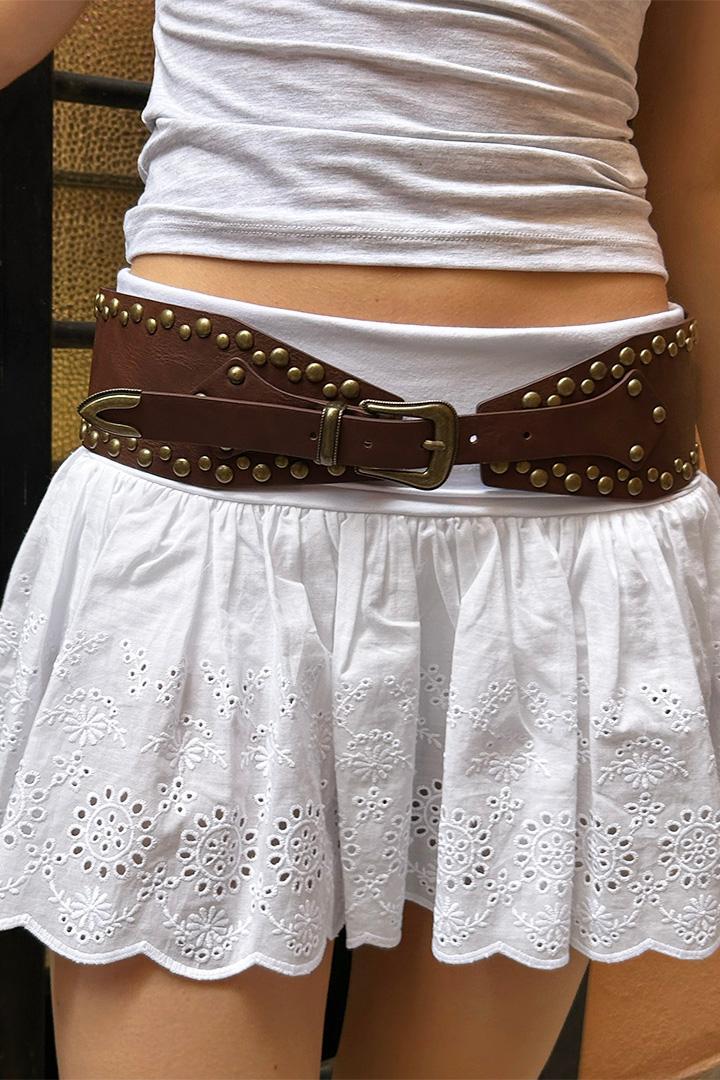 Studded belt Product Image