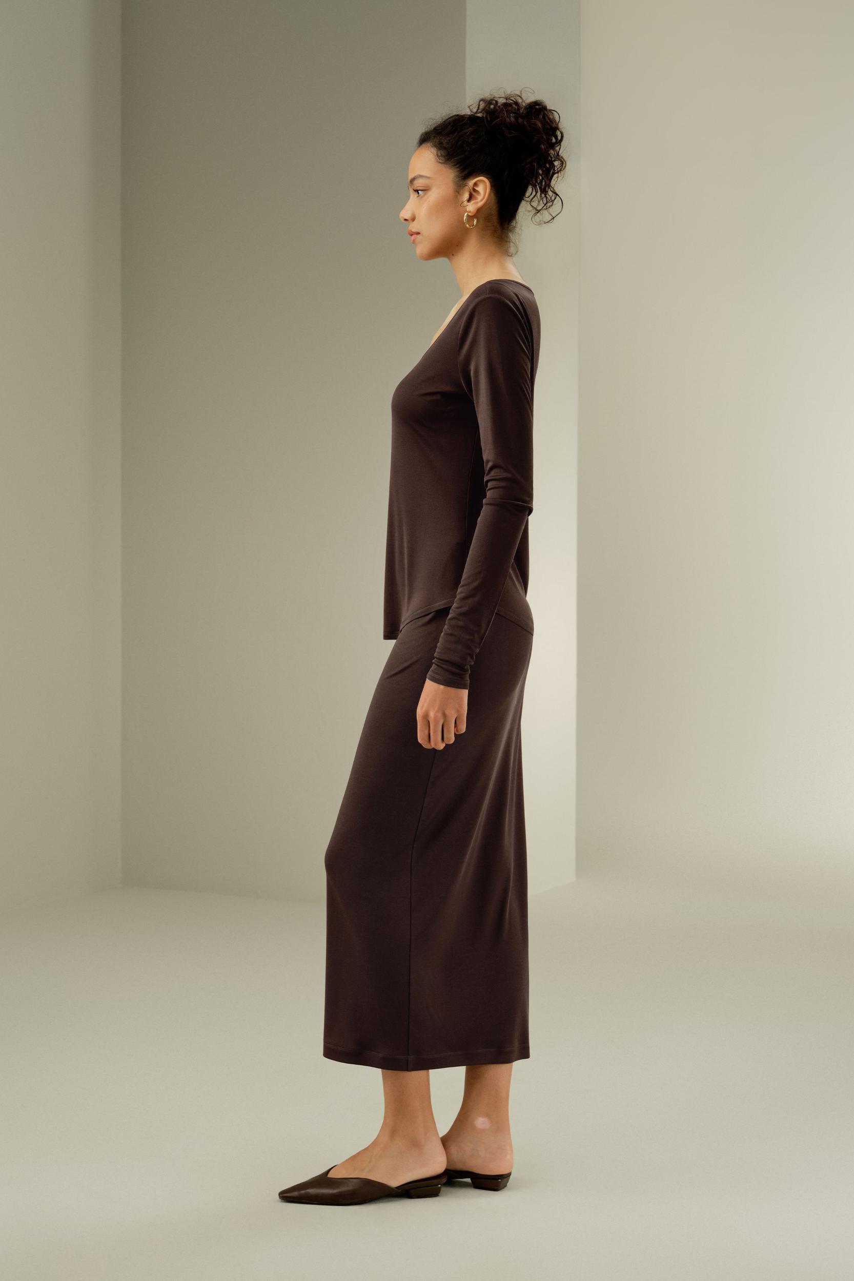 Scoop-Neck Pure Silk Slim Fit Top Product Image