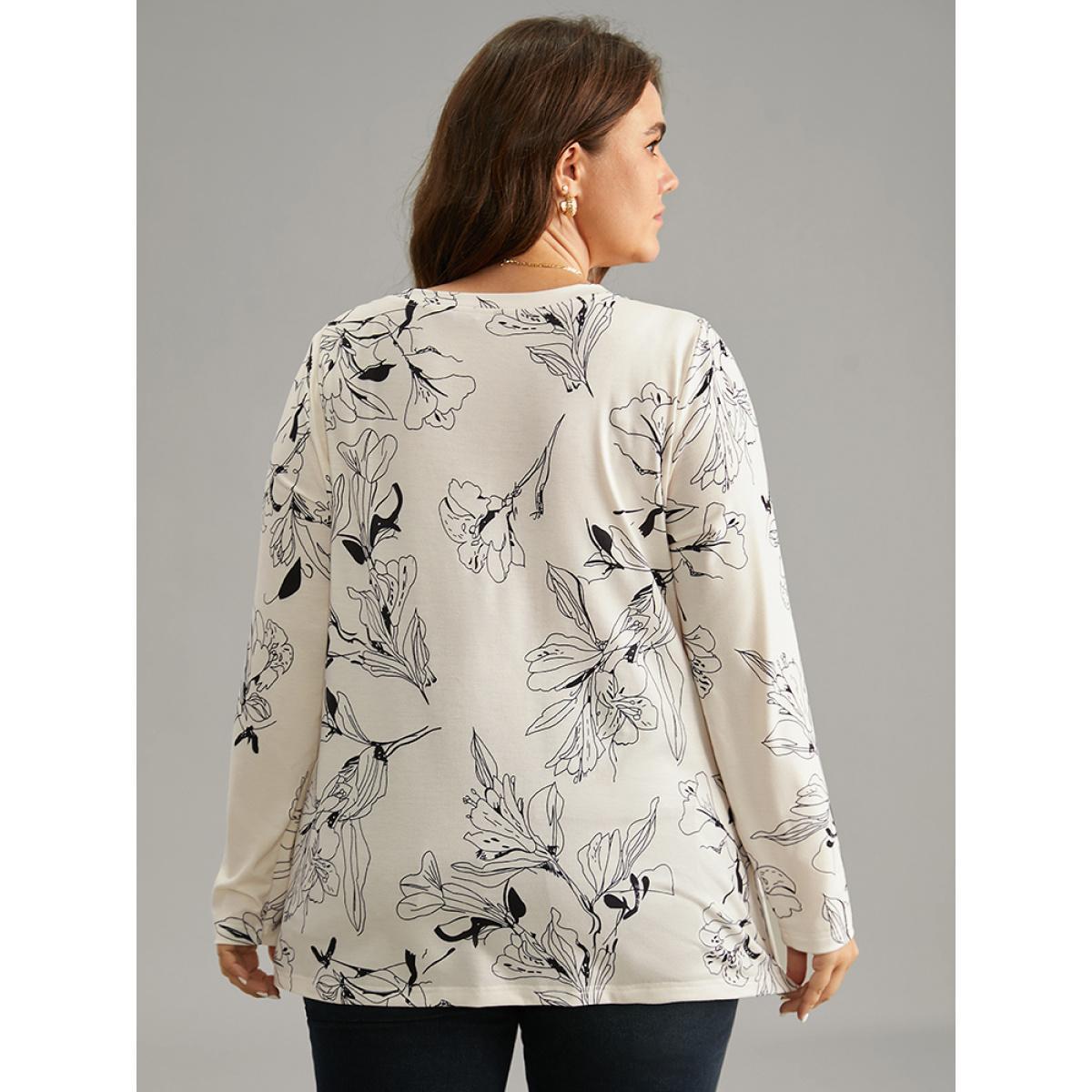 Plus Size Crew Neck Silhouette Floral Print Basic T-shirt White Women Elegant Printed Floral Round Neck Dailywear T-shirts BloomChic 22-24/3X Product Image