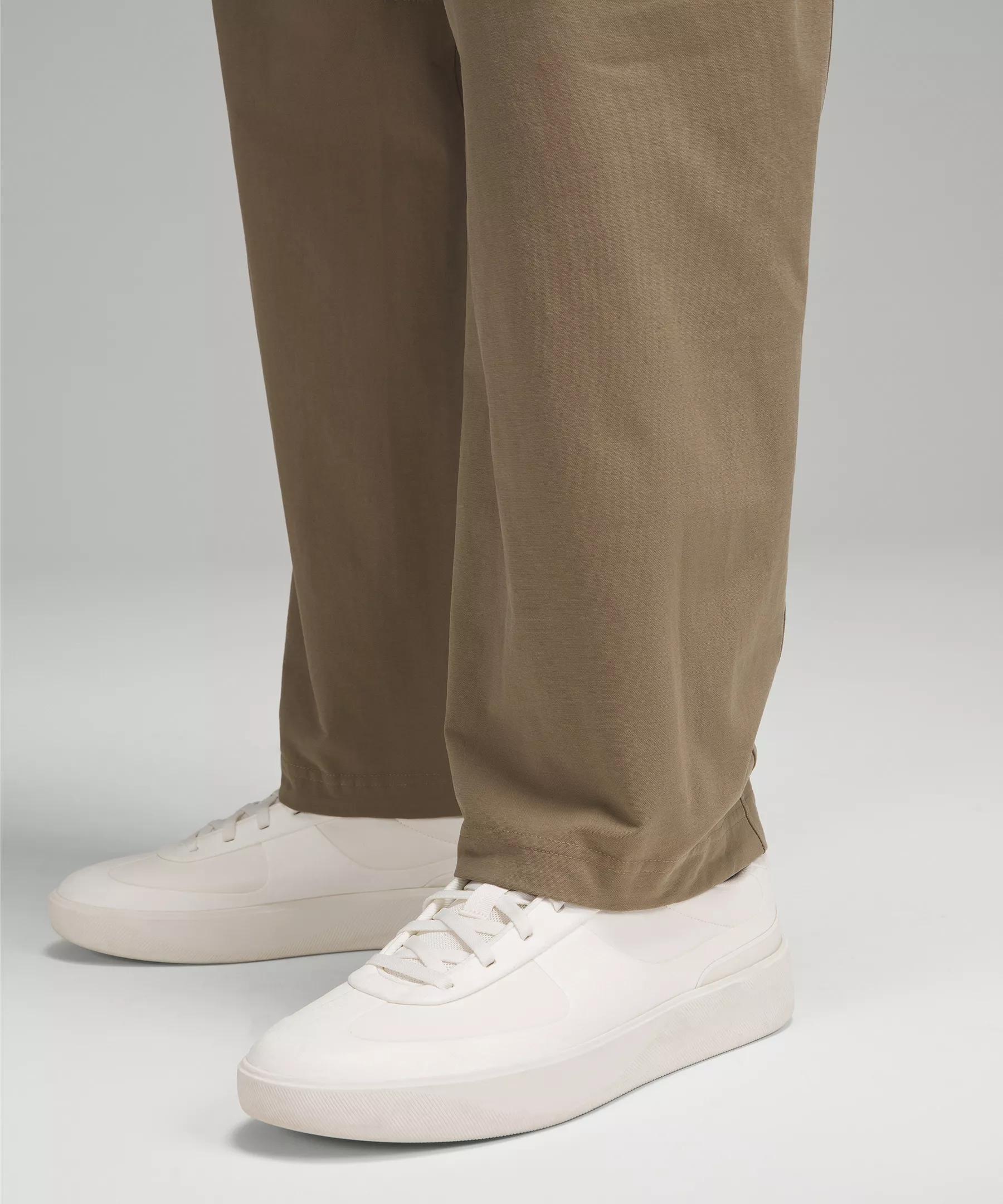Stretch Cotton VersaTwill Relaxed-Fit Cargo Pant Product Image