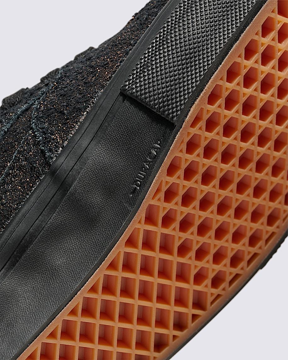 Skate Half Cab Shoe in Black / Bronze Gold| Vans US Product Image