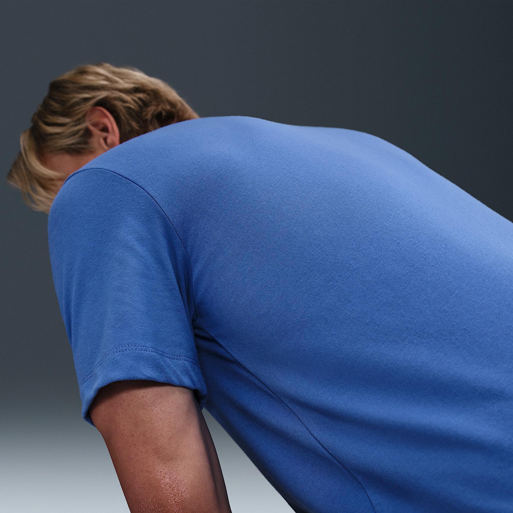 Nike Men's Dri-FIT Fitness T-Shirt Product Image