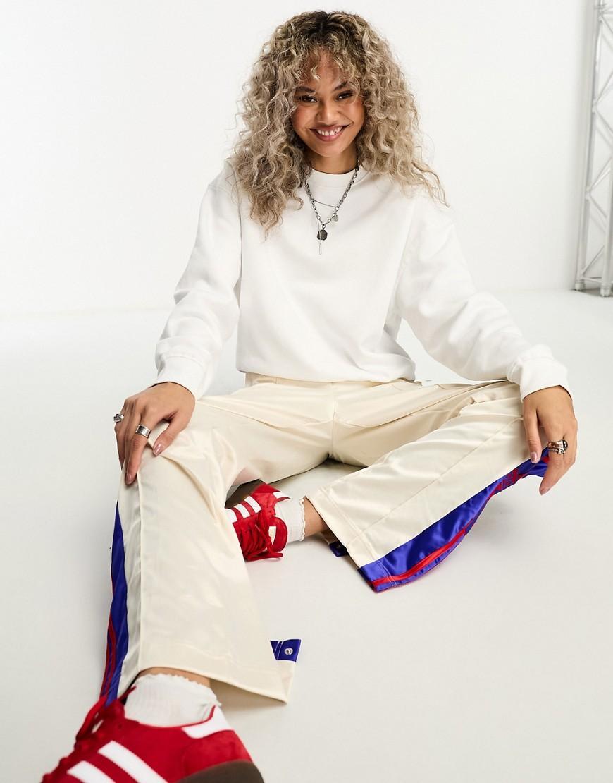 Weekday Essence standard sweatshirt Product Image