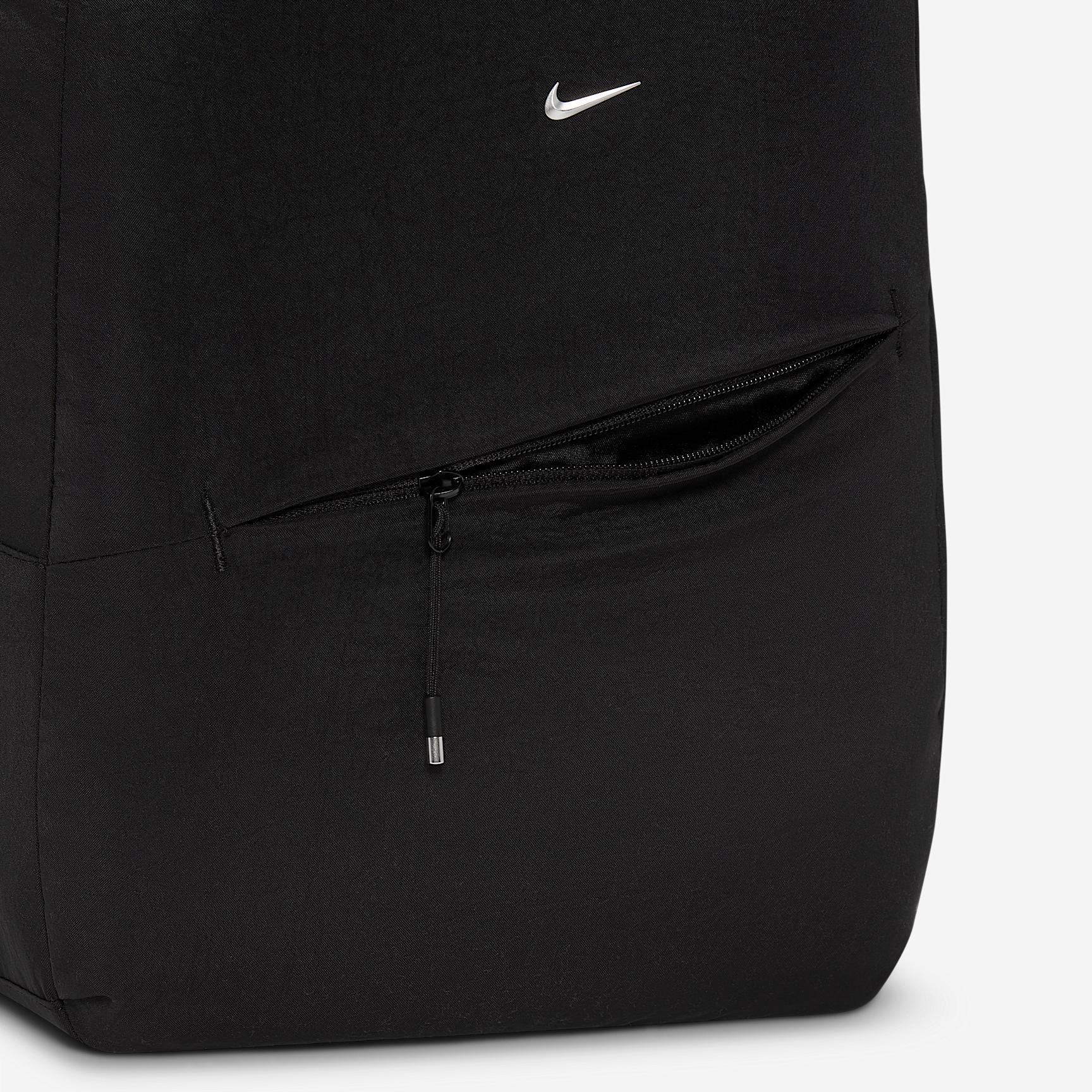 Nike Aura Backpack (24L) Product Image