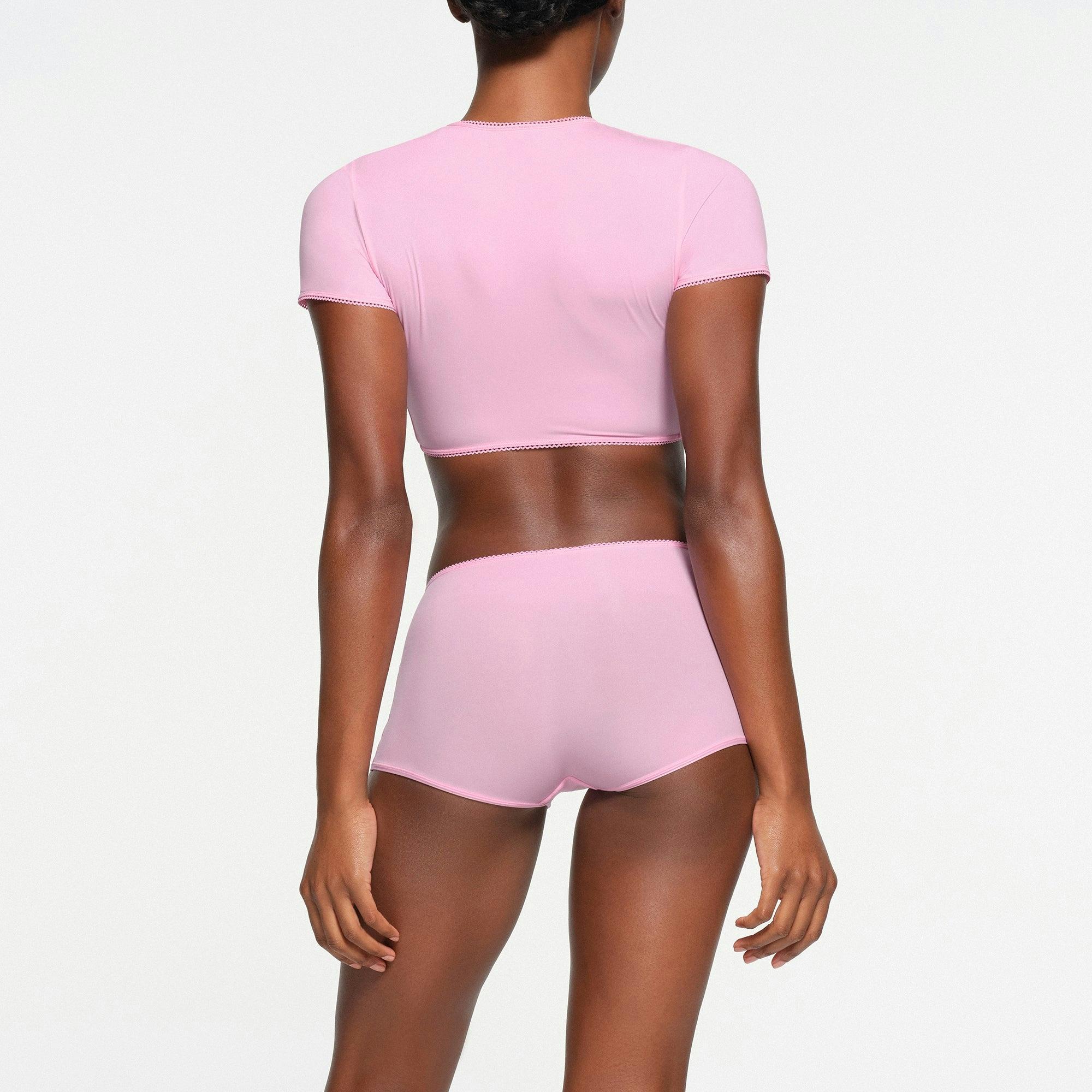 FITS EVERYBODY PICOT SUPER CROPPED T-SHIRT | BUBBLE GUM Product Image
