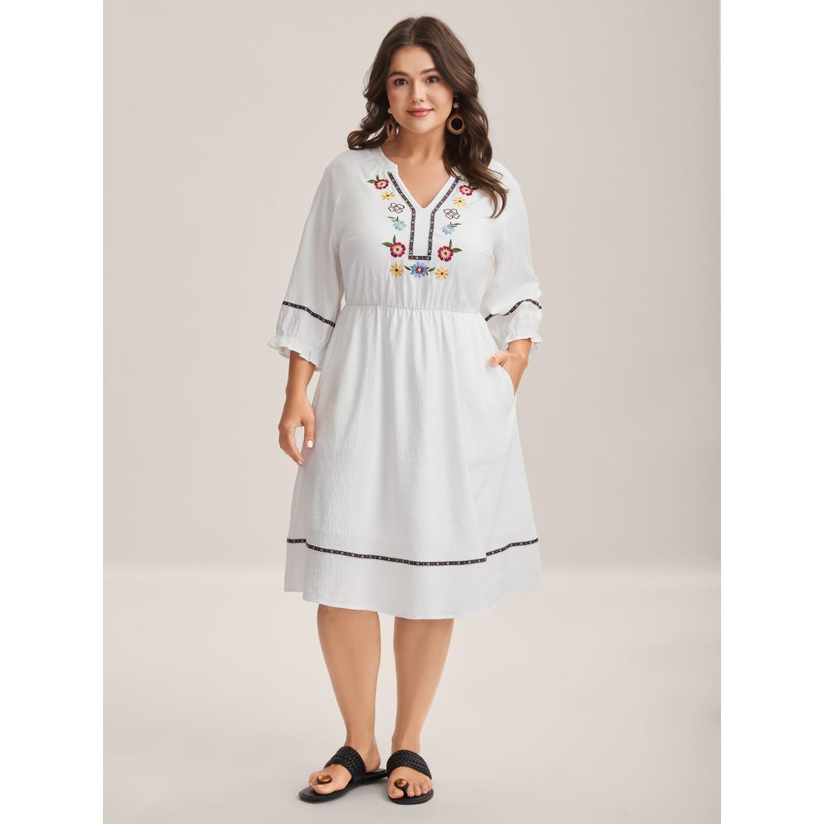 Plus Size Floral Print A-Line Solid Midi Dress Originalwhite Women Flat collar with V-notch Elbow-length sleeve Curvy BloomChic 18-20/2X Product Image