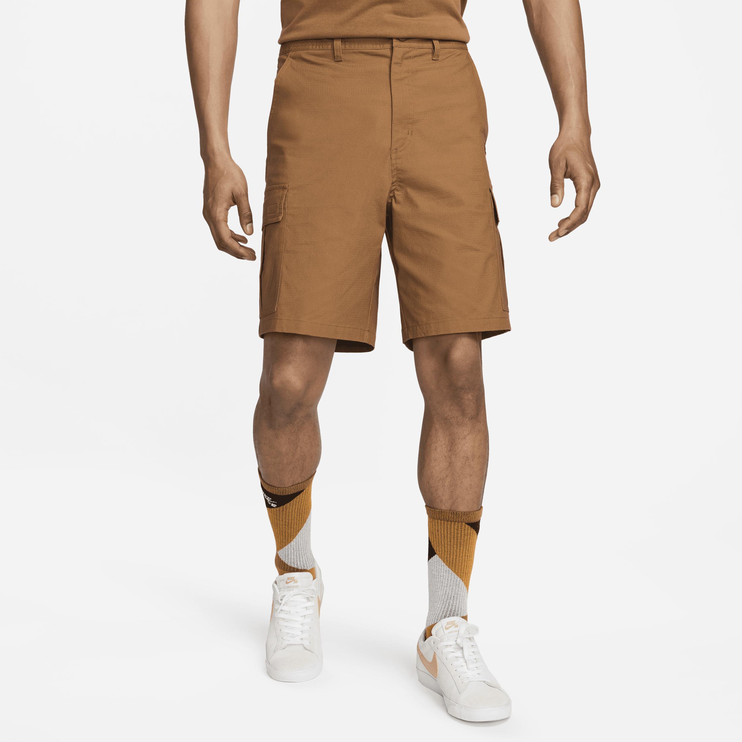 Nike Men's Club Woven Cargo Shorts in Brown/Light British Tan Size 34 Cotton/Spandex Product Image