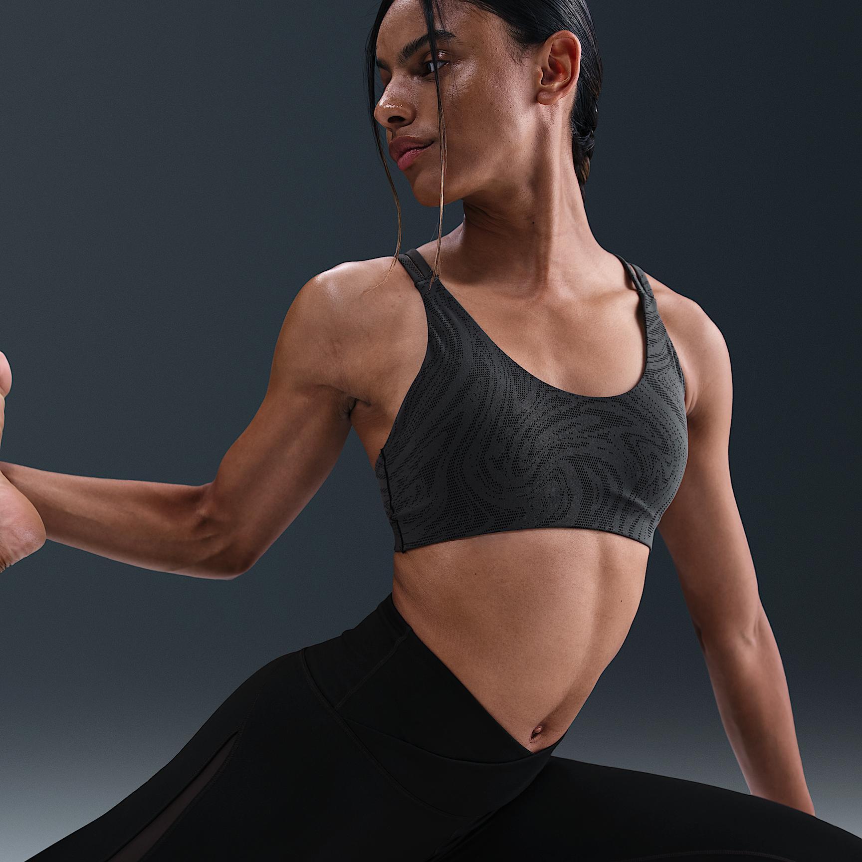 Nike Zenvy Women's Light-Support Padded Printed Sports Bra Product Image