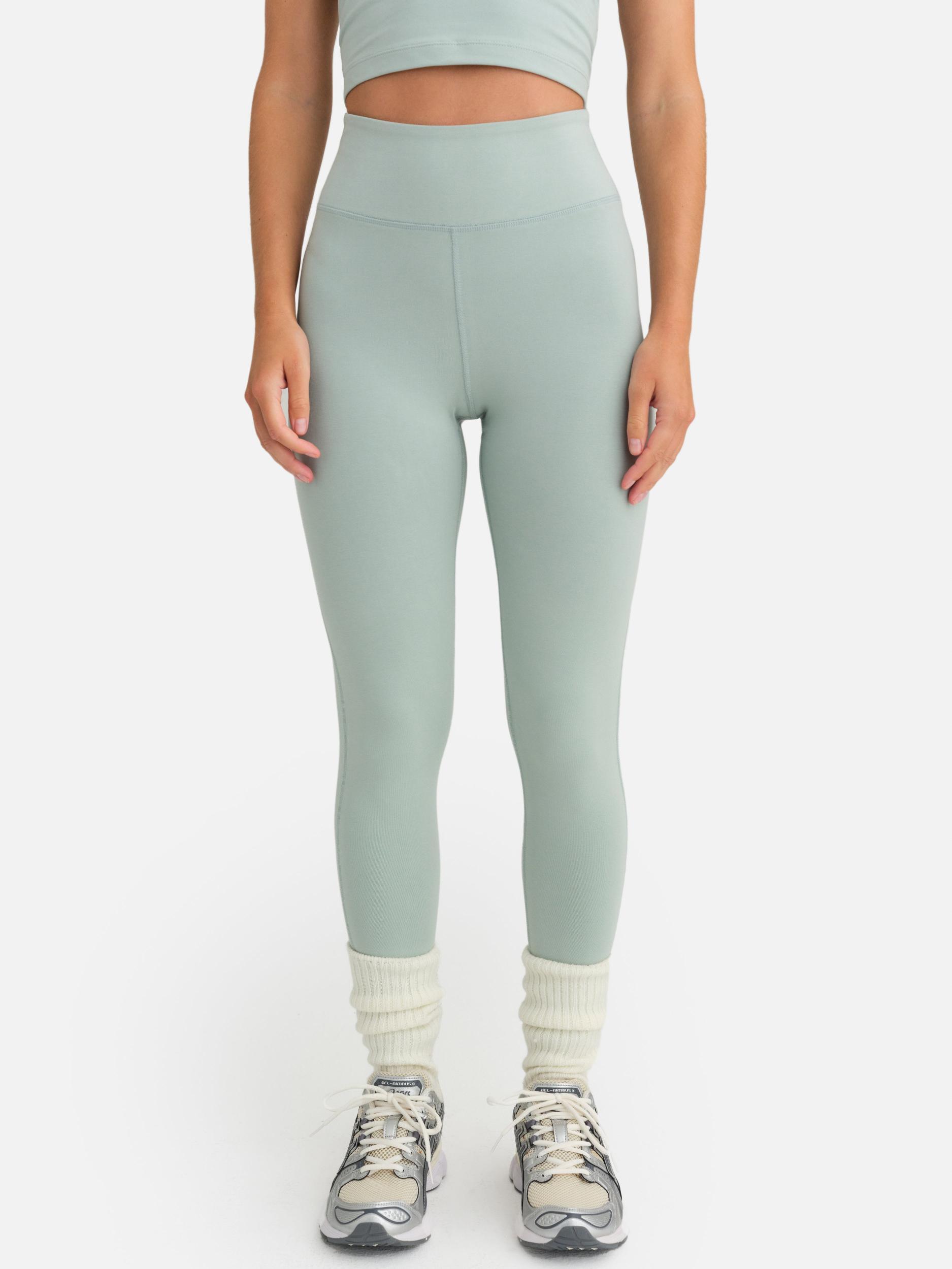 Organic Stretch Biker Short Female Product Image