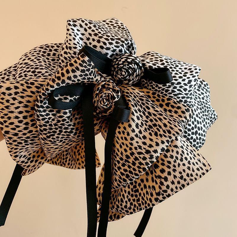 Leopard Print Bow Hair Clip Product Image