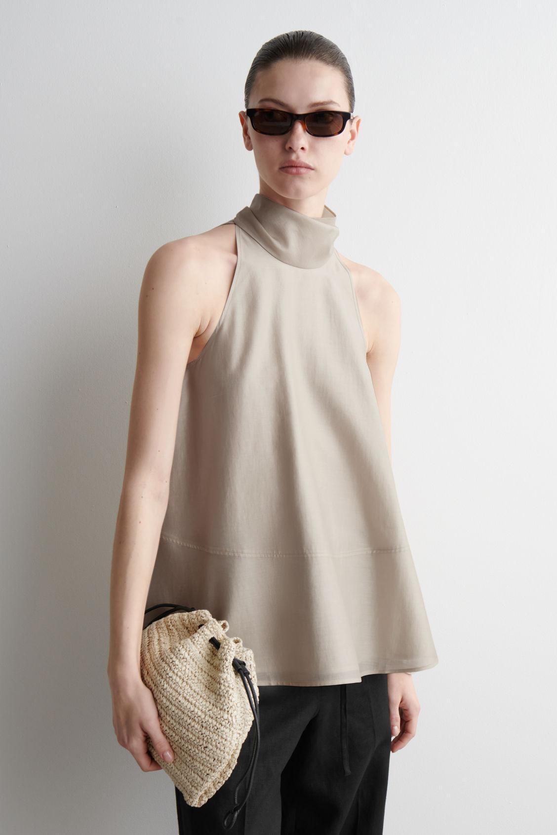 MINI CAVATELLI CLUTCH BAG - STRAW Product Image