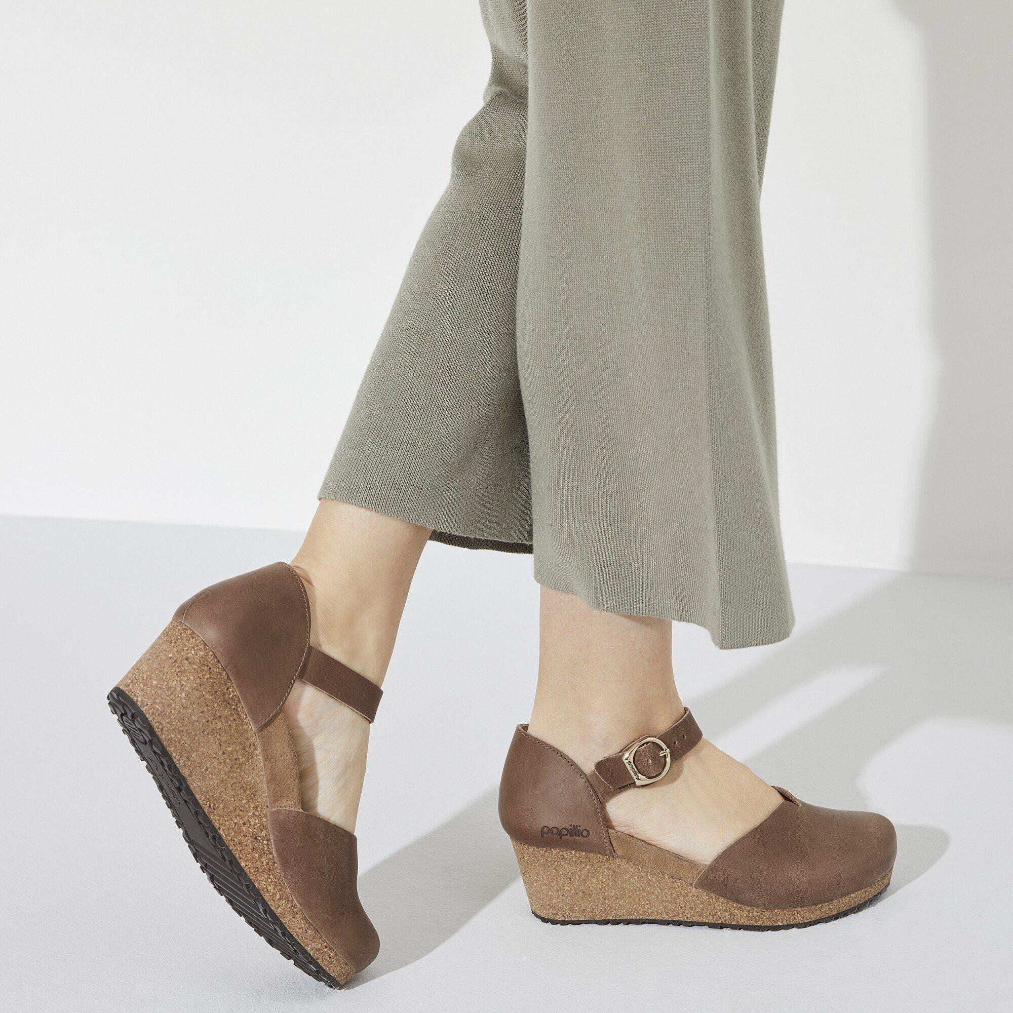 Mary Ring-Buckle Natural Leather Product Image