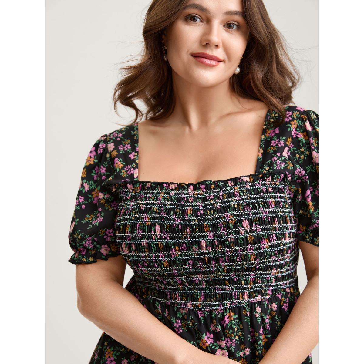 Plus Size Floral Shirred Bodice Contrast Midi Dress Black Women Gathered Square Neck Short sleeve Curvy BloomChic 12/L Product Image