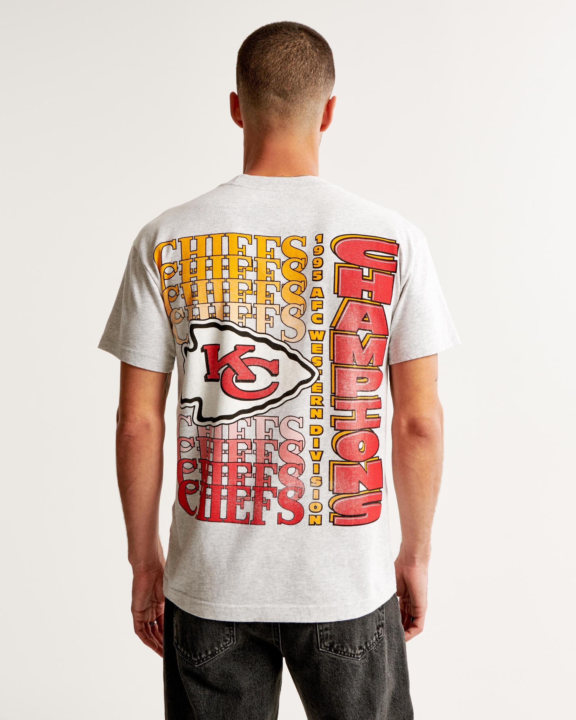 Tampa Bay Buccaneers Graphic Tee Product Image