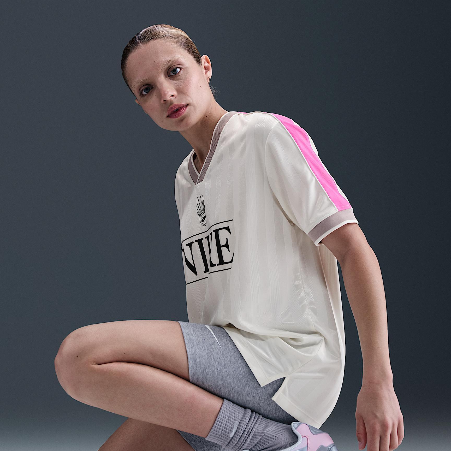 Nike Sportswear Women's V-Neck Jersey Top Product Image