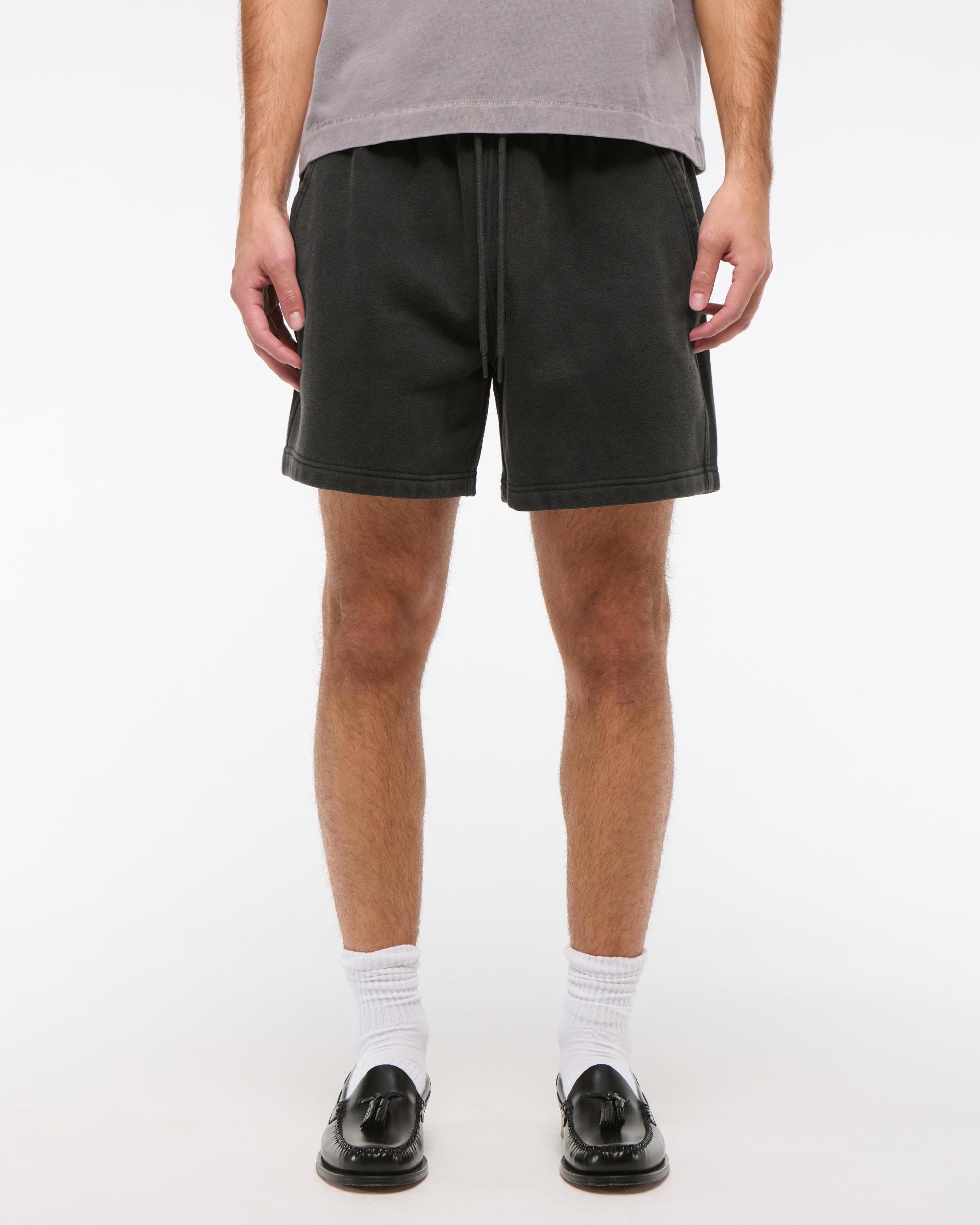 Essential Short Product Image
