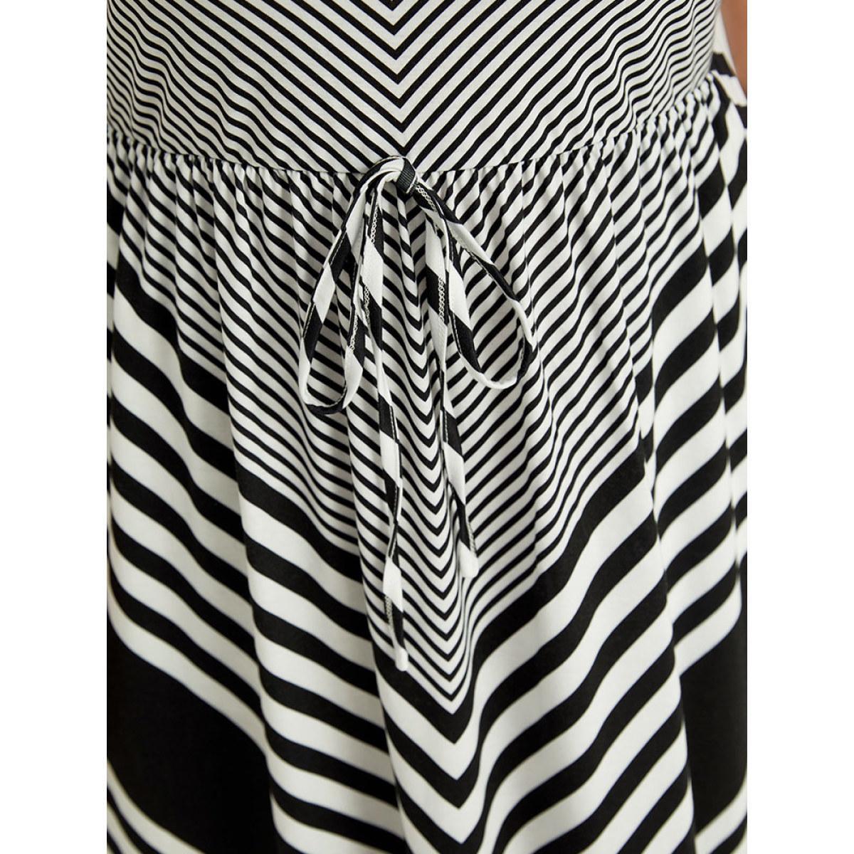 Plus Size Striped Patchwork Pocket Ties Flutter Hem Cami Dress Black Women Casual Adjustable Straps Spaghetti Strap Sleeveless Curvy Midi Dress BloomChic 12/L Product Image