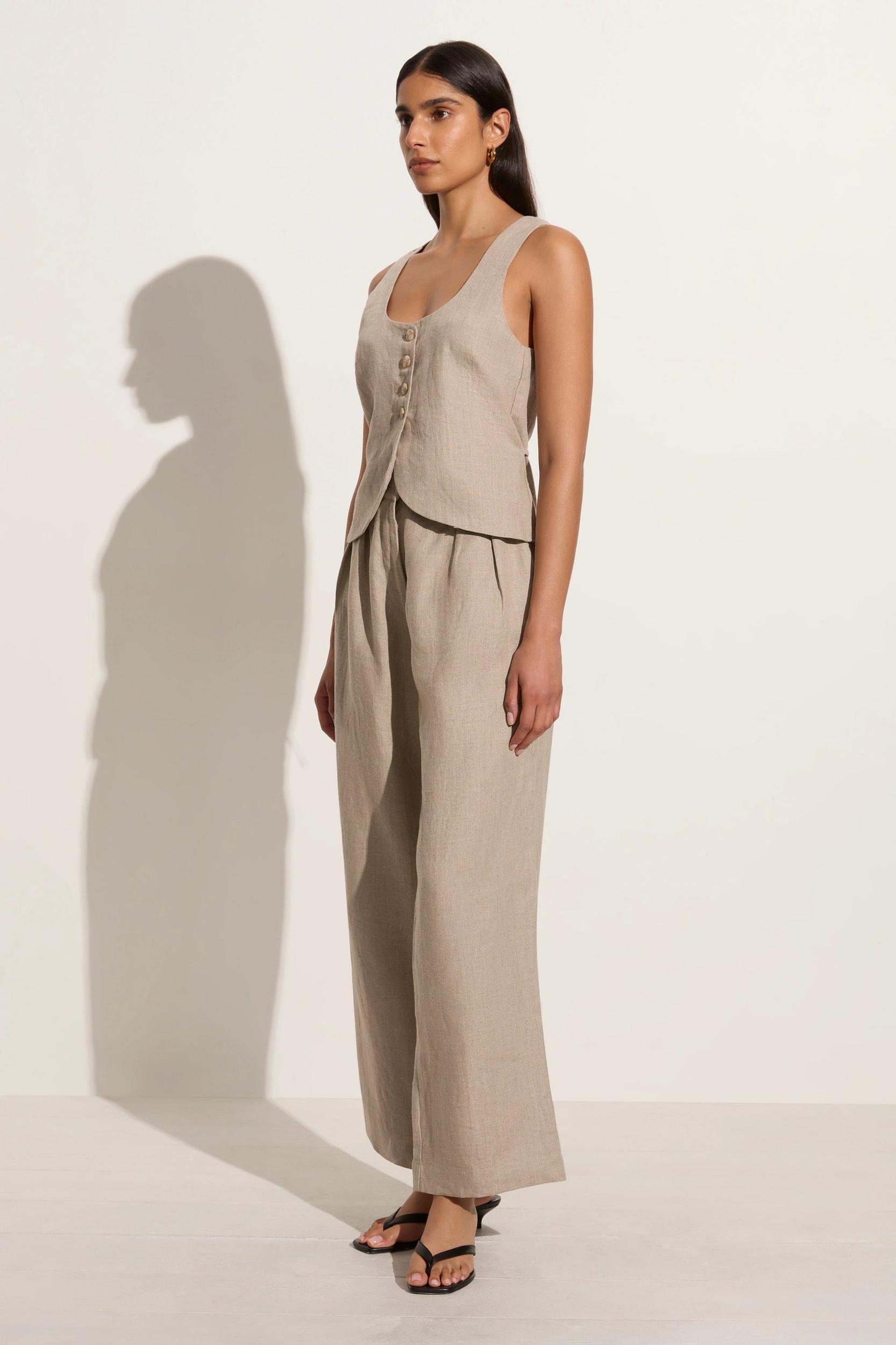 Stanze Vest Natural Product Image