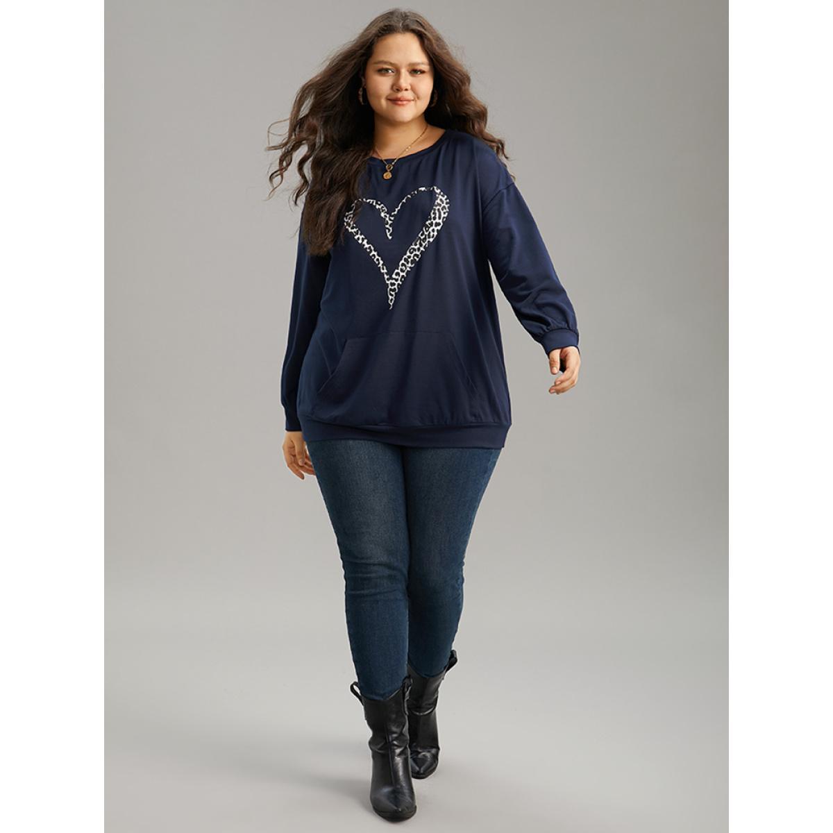 Plus Size Leopard & Heart Print Crew Neck Sweatshirt Women Indigo Elegant Printed Dailywear Sweatshirts BloomChic 12/L Product Image