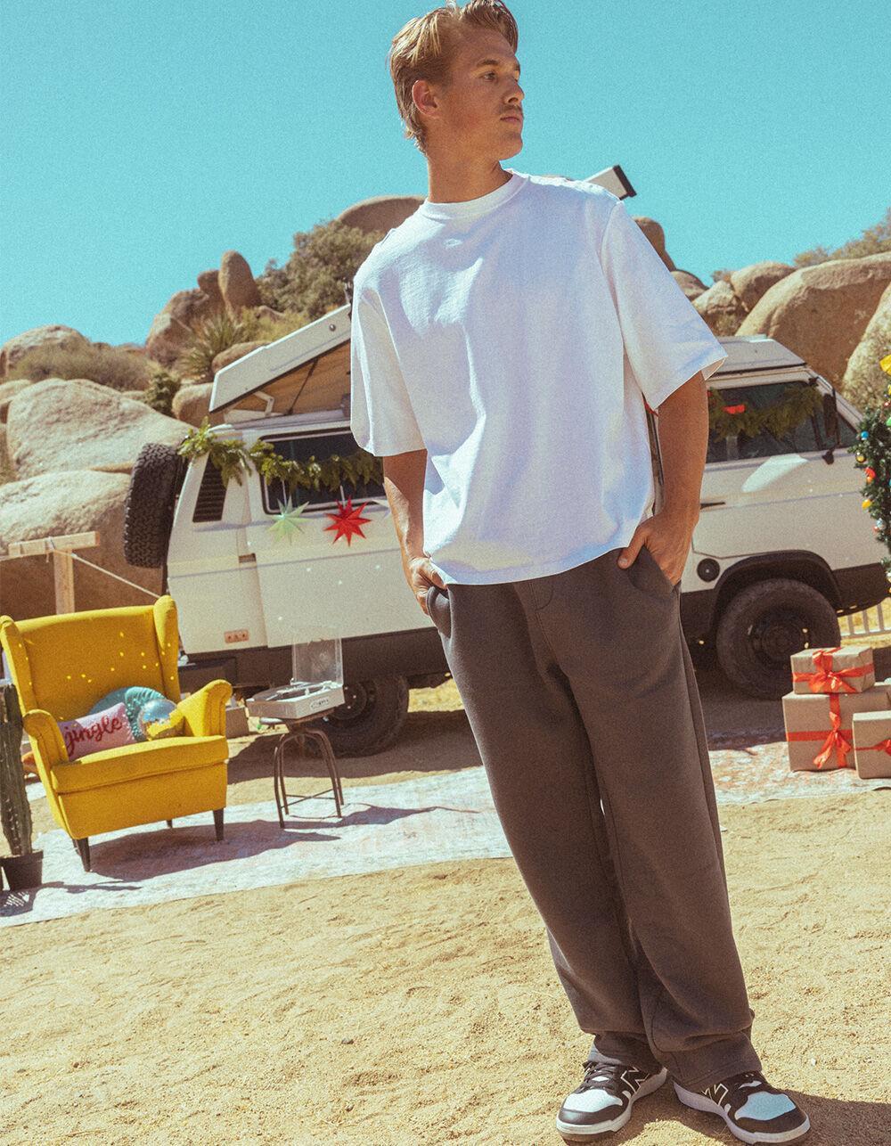 RSQ Mens Loose Fit Sweatpants Product Image