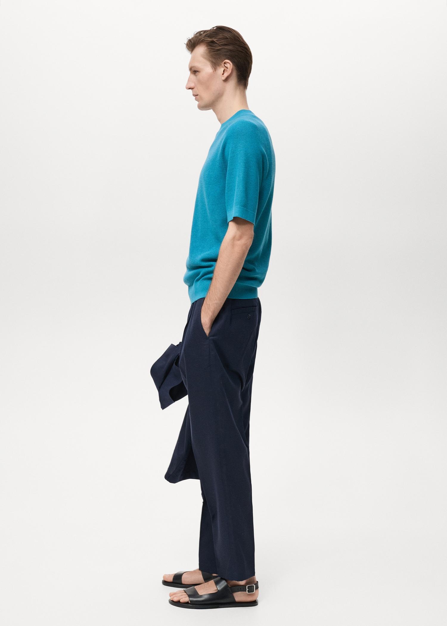 Fine-knit T-shirt - Men | MANGO USA Product Image