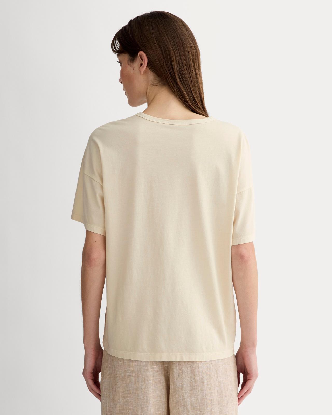 The Boyfriend Tee in Essential Cotton Product Image