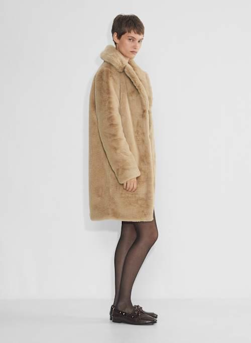 dulce coat Product Image