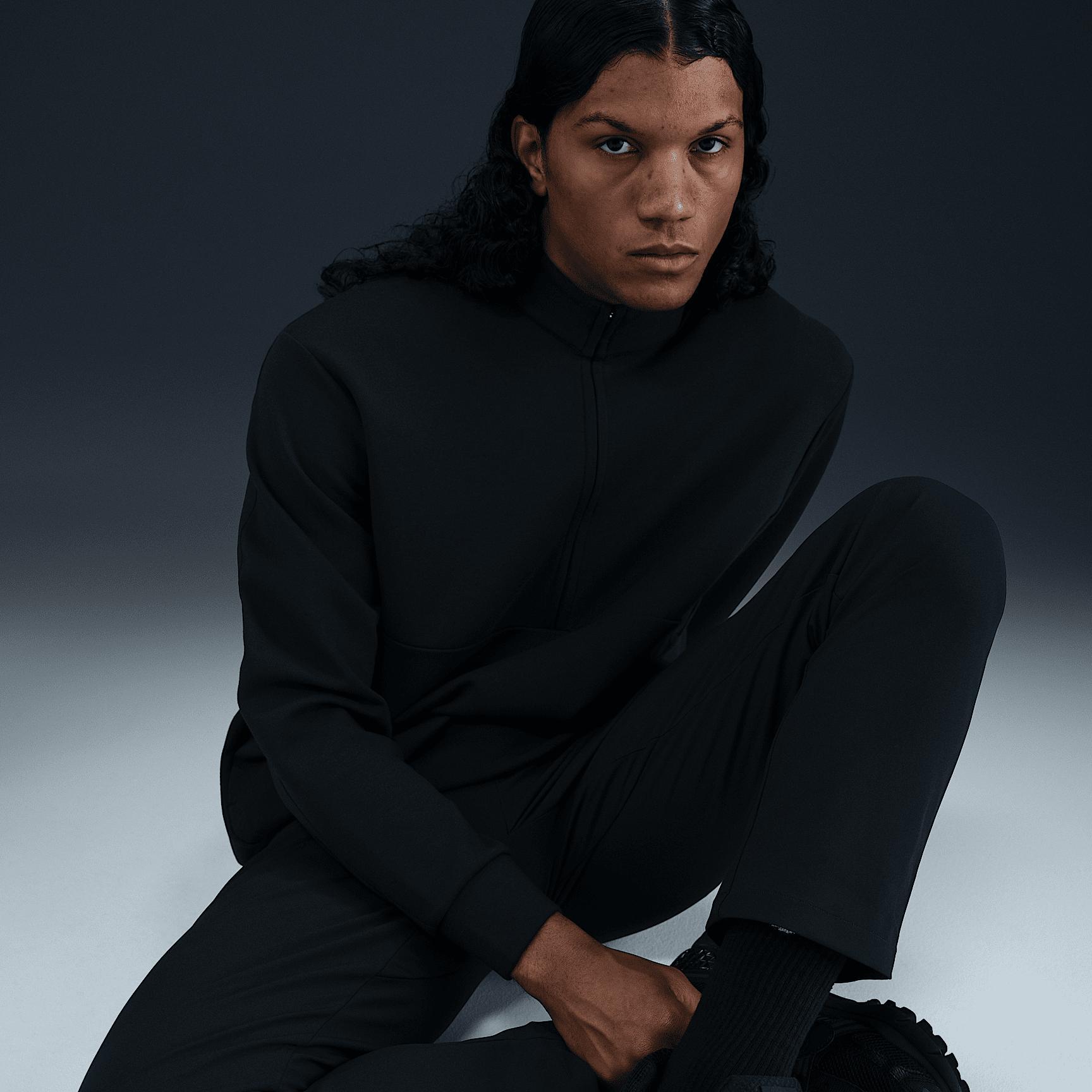 Nike Men's 24.7 PerfectStretch Dri-FIT Slim Chino Pants Product Image