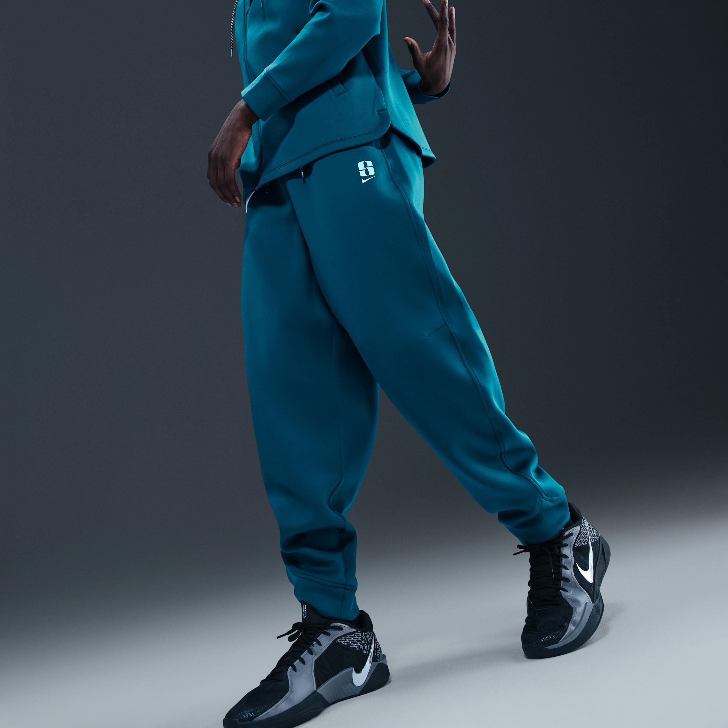 Nike Women's Sabrina Dri-FIT Loose Basketball Pants Product Image