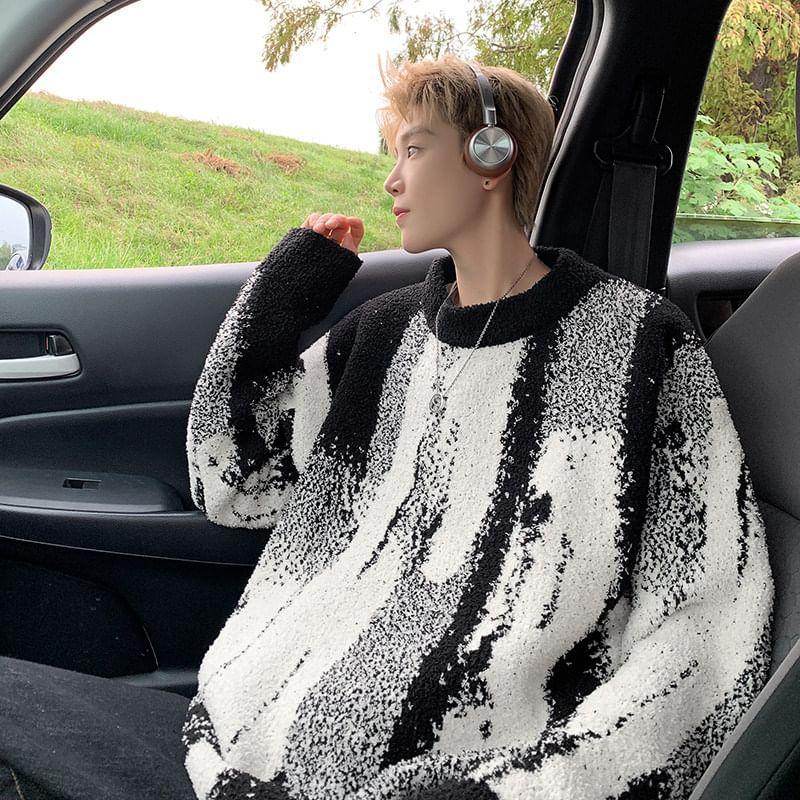 Crew Neck Patterned Sweater Product Image