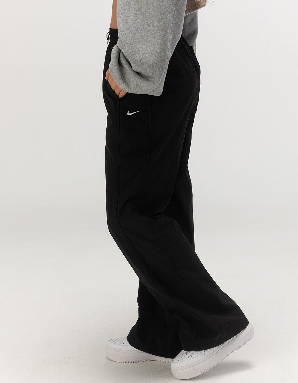 NIKE Sportswear Windrunner Womens Pants Product Image