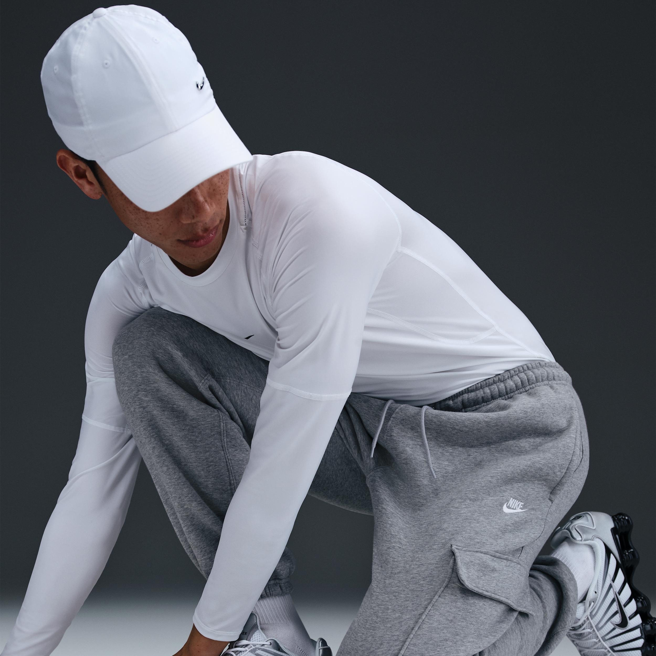 Nike Club Men's Fleece Cargo Pants Product Image