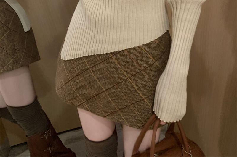 Plain Ribbed Asymmetrical Sweater Product Image