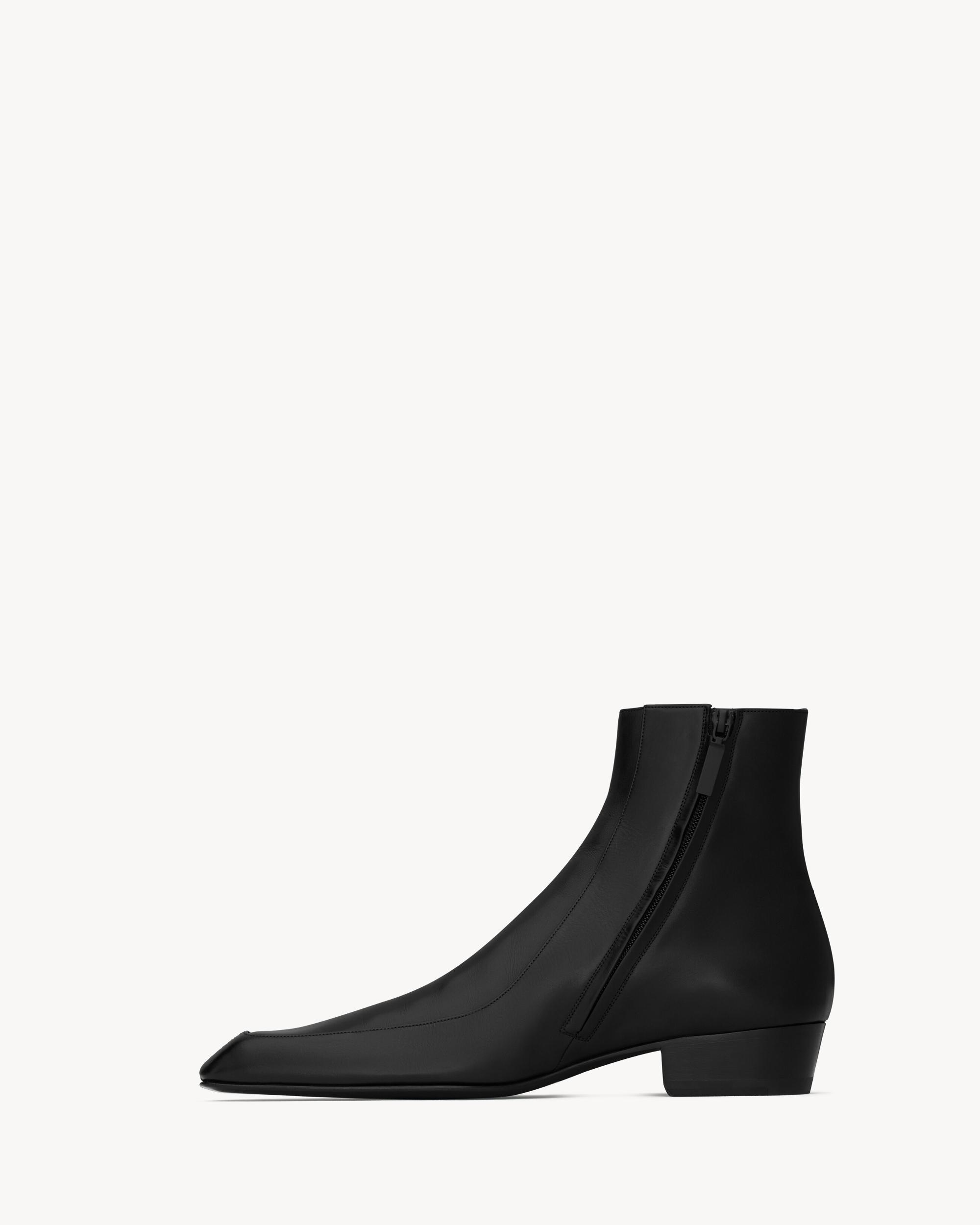 AUGUSTIN boots in smooth leather Product Image