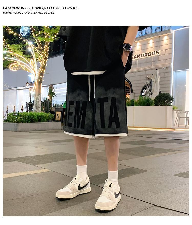 Set: Elbow-Sleeve Crewneck Lettering T-Shirt + Sweatshorts Product Image